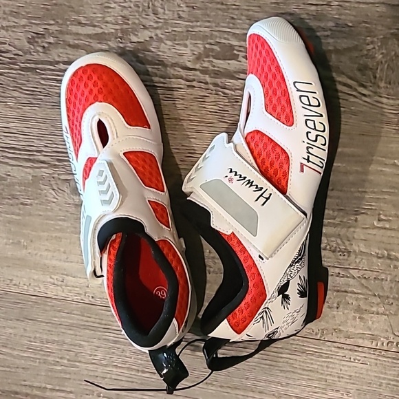TriSeven Premium Nylon Triathlon Cycling Shoes Size EU 39, Women's 8, Men's 7 - Picture 3 of 7